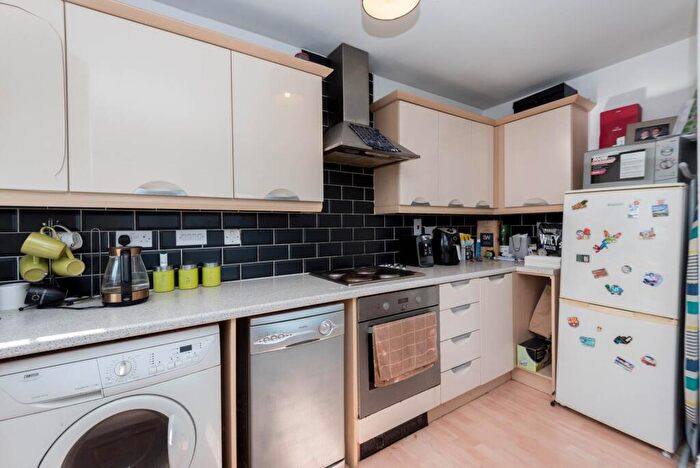 2 Bedroom Flat For Sale In The Place, Mere Drive, M27