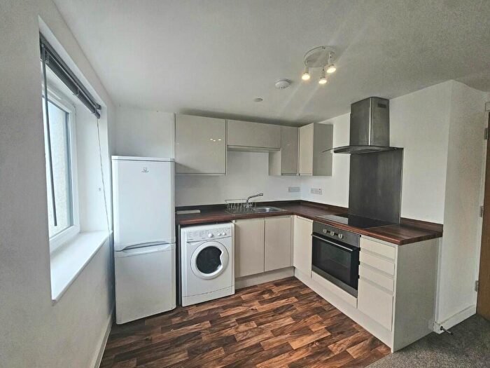 1 Bedroom Apartment To Rent In Wheatley Court, Halifax, West Yorkshire, HX2
