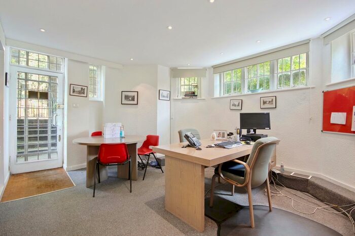 1 Bedroom Office To Rent In Southwood Hall, Muswell Hill Road, Highgate, N6