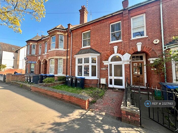6 Bedroom Terraced House To Rent In Radford Road, Leamington Spa, CV31