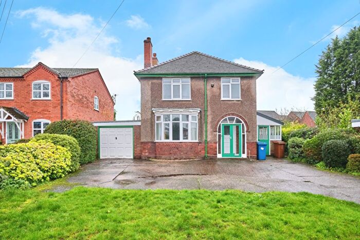 3 Bedroom Detached House For Sale In Uttoxeter Road, Hill Ridware, Staffordshire, WS15