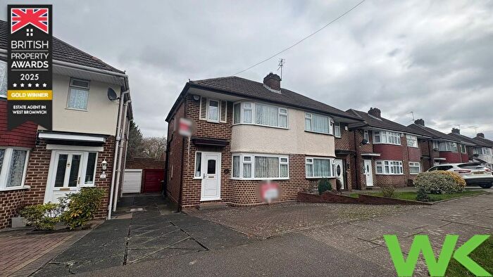 2 Bedroom Semi Detached House For Sale In Cherry Tree Avenue, Walsall, WS5