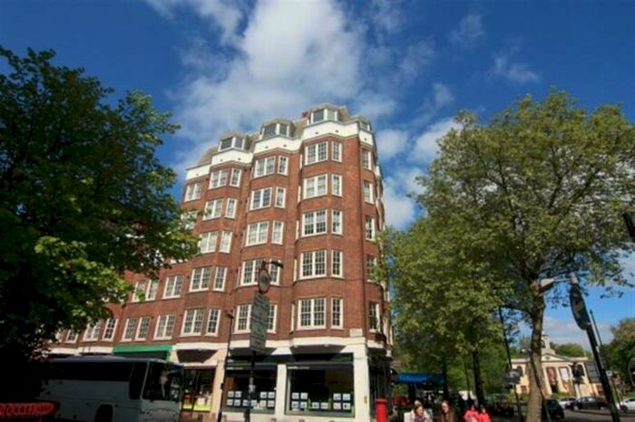 5 Bedroom Flat To Rent In Strathmore Court, St John's Wood, NW8