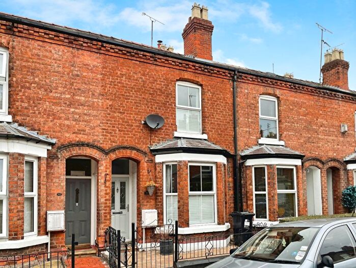 2 Bedroom Terraced House For Sale In Gladstone Avenue, Chester, Cheshire, CH1