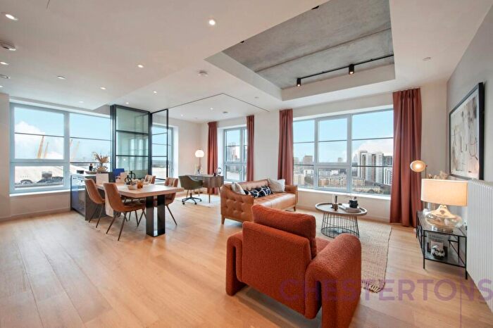 2 Bedroom Flat To Rent In Douglass Tower, Goodluck Hope Walk, E14