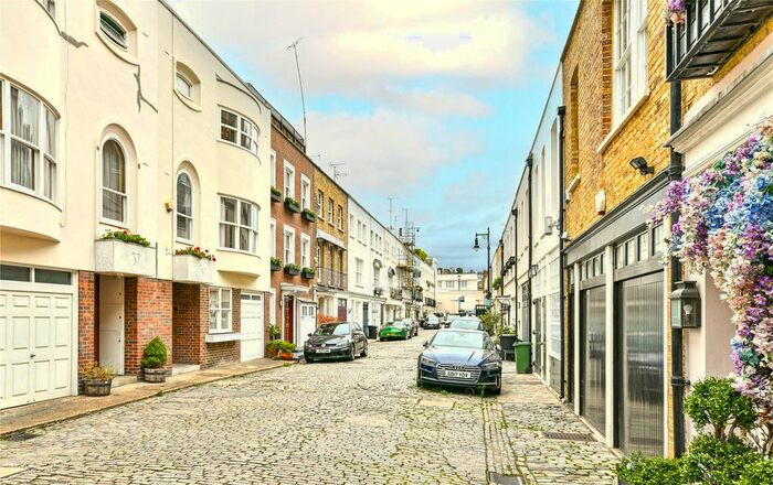 5 Bedroom Terraced House To Rent In Eaton Mews South, Belgravia, London, SW1W