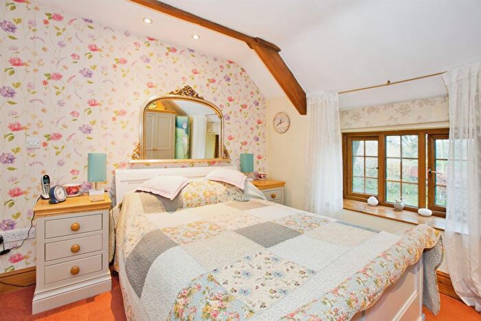 3 Bedroom End Of Terrace House For Sale In ., Hewish, Crewkerne, TA18