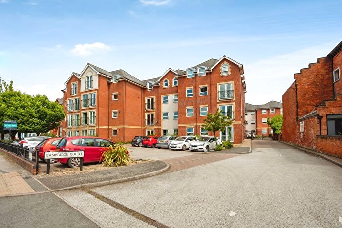 2 Bedroom Flat For Sale In Loughborough Road, West Bridgford, Nottingham, Nottinghamshire, NG2