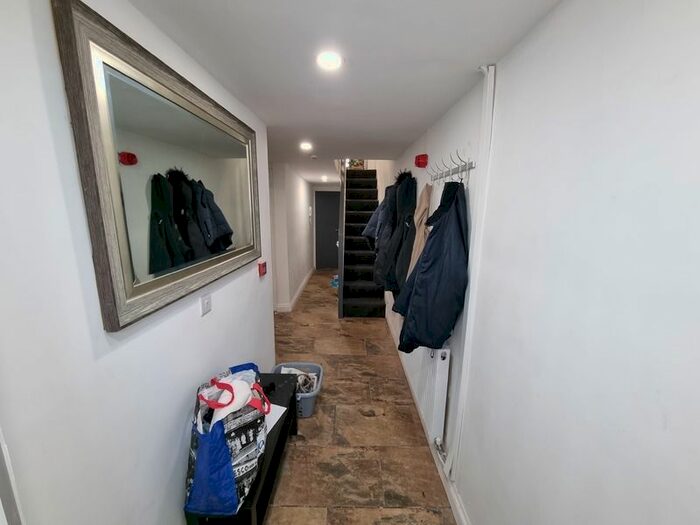 10 Bedroom Terraced House To Rent In Coburn Street, Cathays, Cardiff, CF24