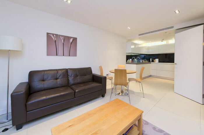1 Bedroom Apartment To Rent In City Road, London, EC1Y