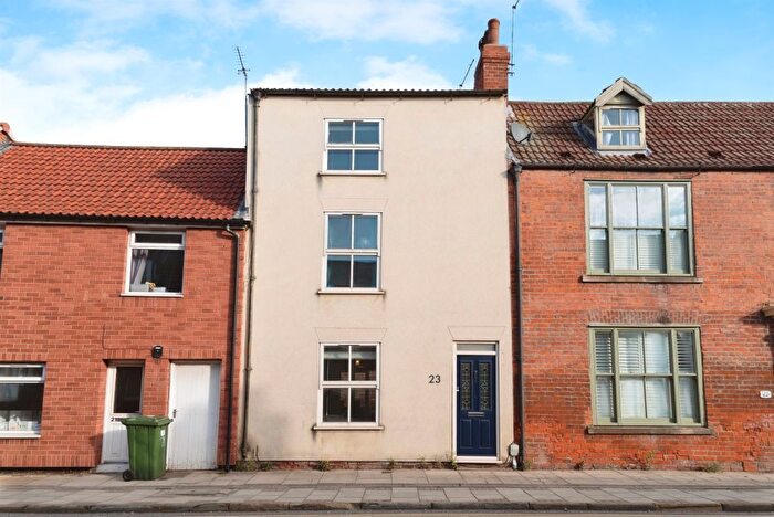 4 Bedroom Terraced House For Sale In Beckside, Beverley, HU17