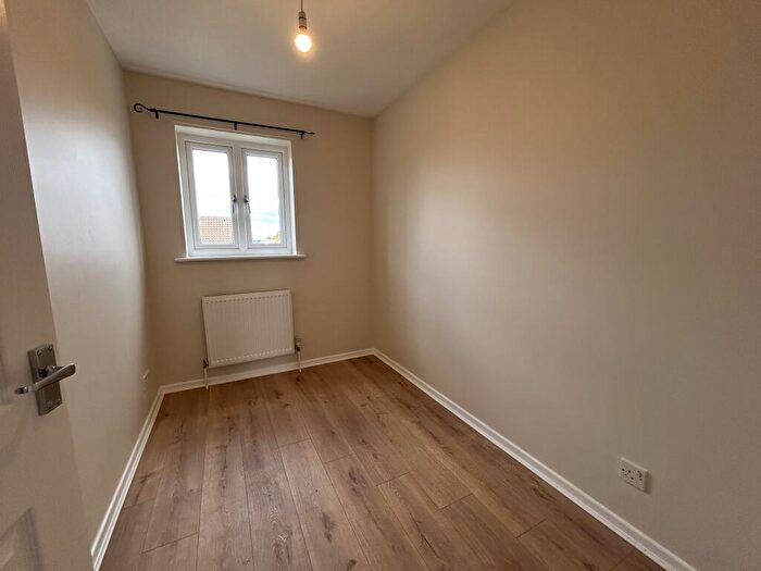 2 Bedroom Apartment To Rent In Twitchen Lane, Milton Keynes, MK4