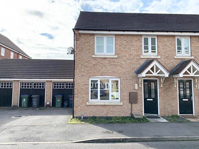 3 Bedroom Semi-Detached House For Sale In Shinglers Drive, Tipton, Sandwell, DY4