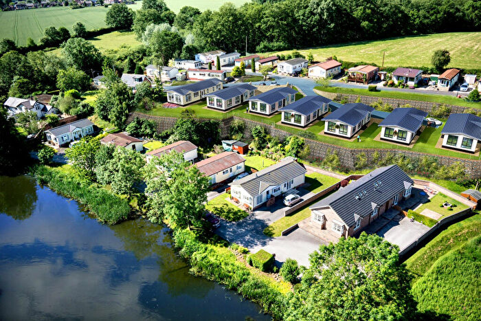 2 Bedroom Park Home For Sale In Winsford, Cheshire, CW7