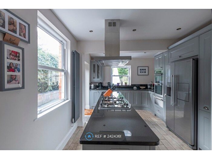 4 Bedroom Semi-Detached House To Rent In Corder Road, Ipswich, IP4