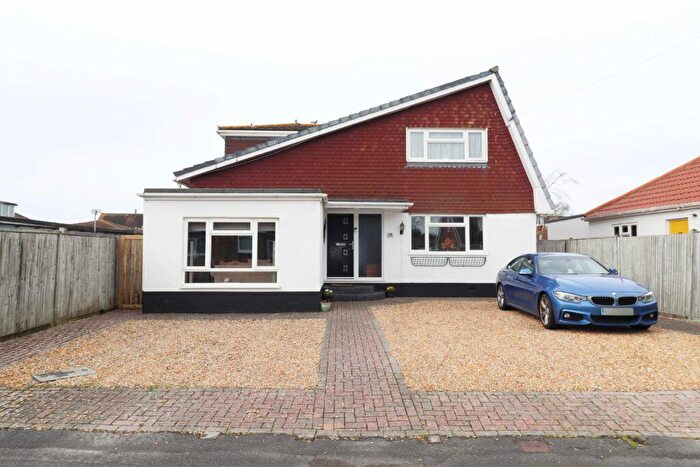 5 Bedroom Detached House For Sale In Marshall Road, Hayling Island, PO11