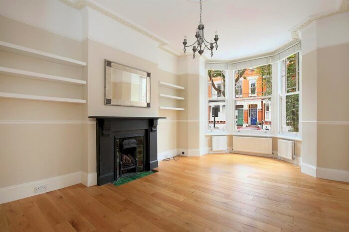 2 Bedroom Flat To Rent In Sotheby Road, London, N5