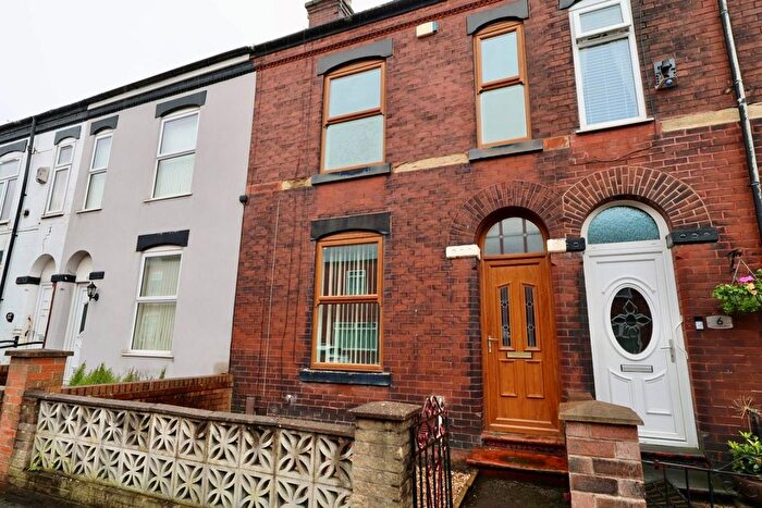 3 Bedroom Terraced House To Rent In Clarendon Road, Swinton, M27