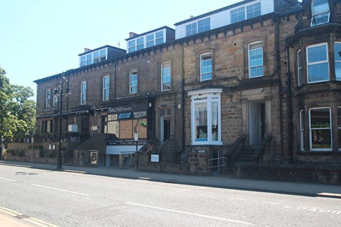 2 Bedroom Flat To Rent In Station Parade, Harrogate, North Yorkshire, Uk, HG1