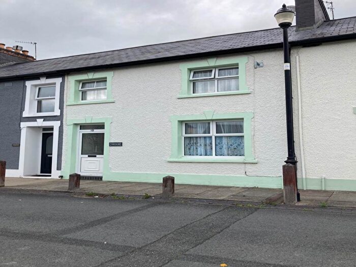 3 Bedroom Terraced House To Rent In Harford Row, Lampeter, SA48