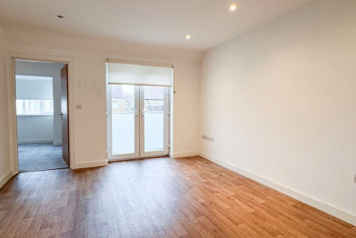 1 Bedroom Flat To Rent In Benson Road, Oxford, Oxfordshire, OX3