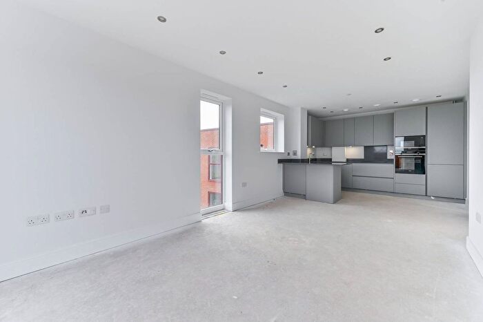 2 Bedroom Flat For Sale In Eldon Court, South Norwood, SE25