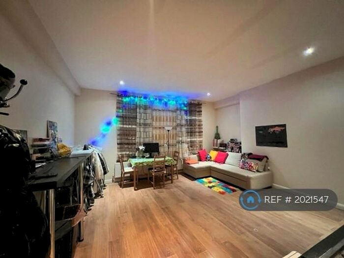 1 Bedroom Flat To Rent In Deptford Broadway, London, SE8