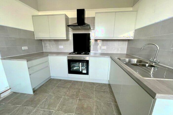 2 Bedroom Flat To Rent In Lloyd Street, Llandudno, LL30