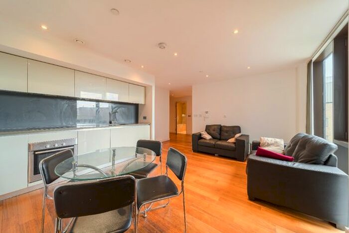 2 Bedroom Flat To Rent In St Pauls Square, City Centre, Sheffield, S1