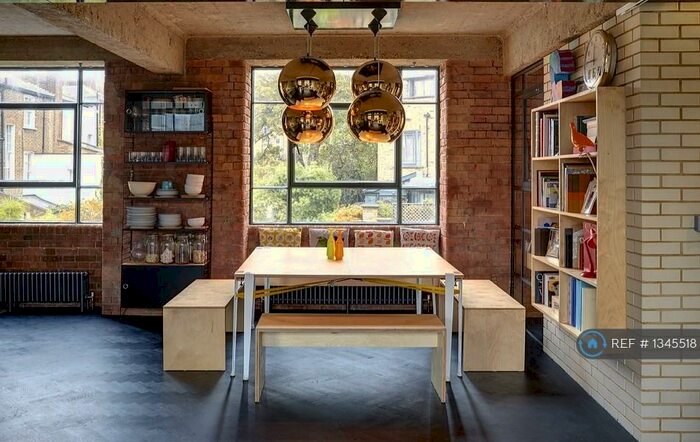 4 Bedroom Flat To Rent In Charlton Kings Road, London, NW5