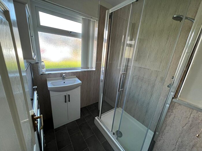 2 Bedroom Bungalow To Rent In Pen-y-Dre, Rhiwbina, Cardiff, CF14