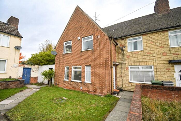 3 Bedroom End Of Terrace House To Rent In Orrets Meadow Road, Wirral, Merseyside, CH49