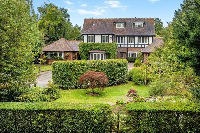 6 Bedroom Detached House For Sale In Links Lane, Rowlands Castle, PO9