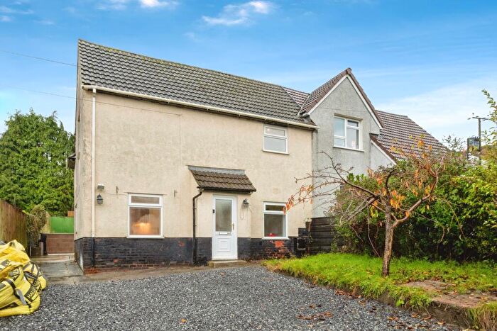 3 Bedroom Semi Detached House For Sale In Llwynon Road, Clydach, Swansea, SA6