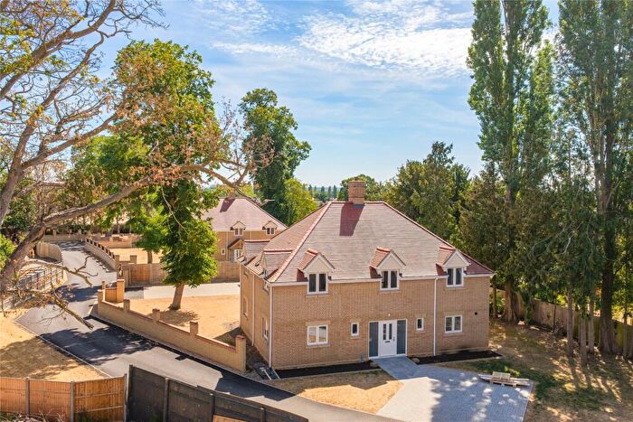 5 Bedroom Detached House For Sale In Church Street, Clifton, Shefford, Bedfordshire, SG17