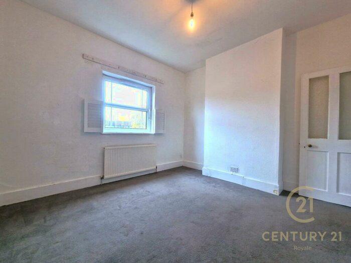 2 Bedroom Terraced House To Rent In Princes Road Kingston Upon Thames, KT2