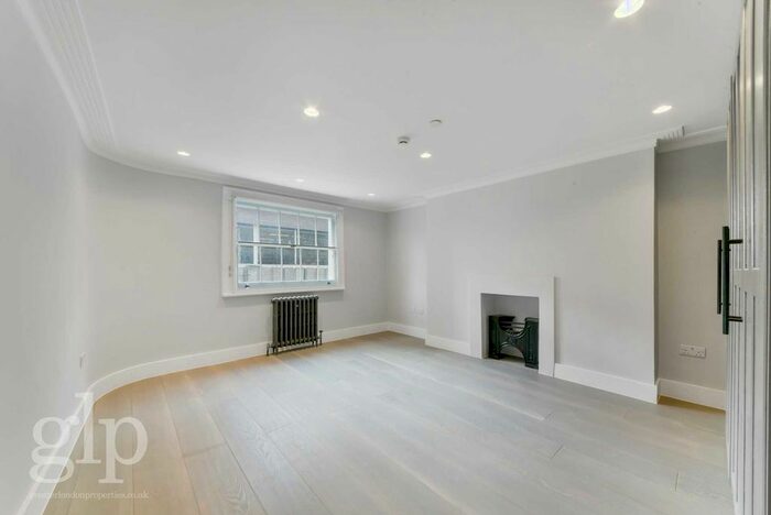 2 Bedroom Flat To Rent In Marshall Street, Soho, W1F
