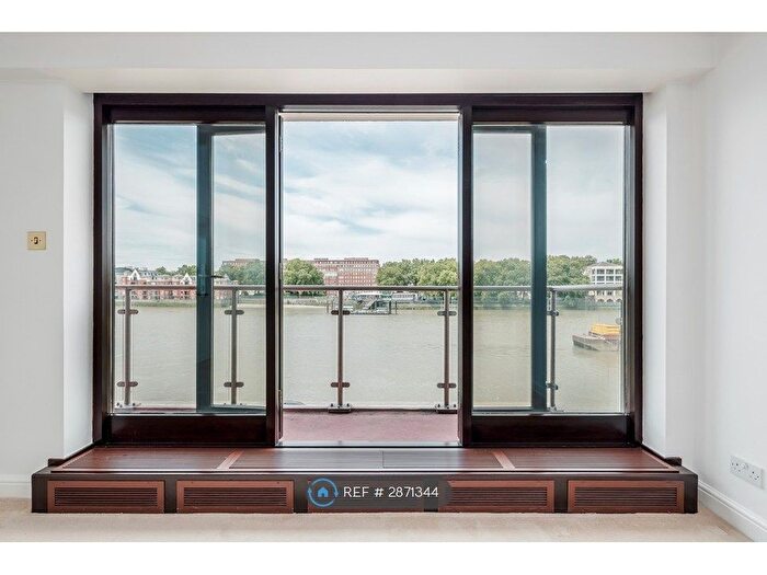 2 Bedroom Flat To Rent In Elm Quay Court, London, SW8