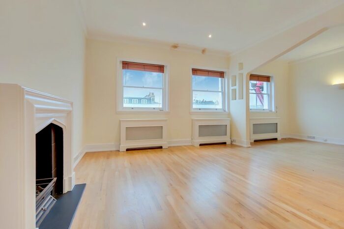 2 Bedroom Flat To Rent In Elvaston Place, London, SW7