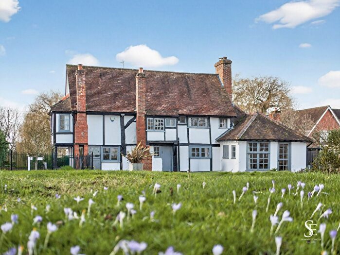 4 Bedroom Detached House For Sale In The Street, Shurlock Row, RG10