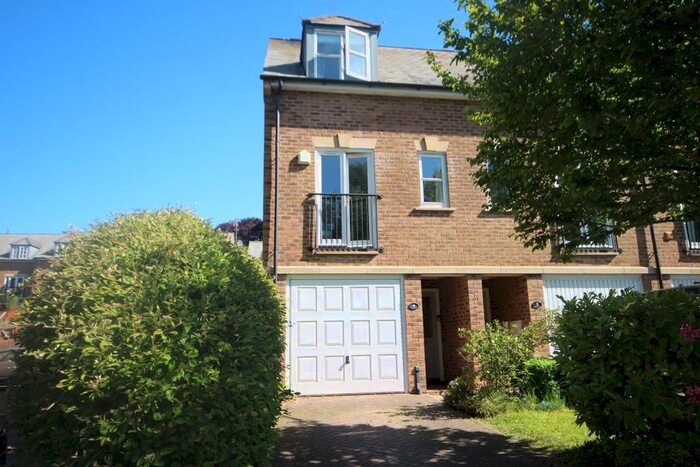 3 Bedroom Property To Rent In Old School Mews, Uppingham, Oakham, LE15