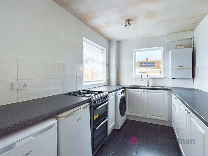 2 Bedroom End Of Terrace House To Rent In Carters Mead, Harlow, CM17