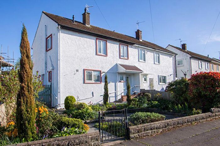3 Bedroom Semi-Detached House For Sale In Cedar Way, Penarth, CF64