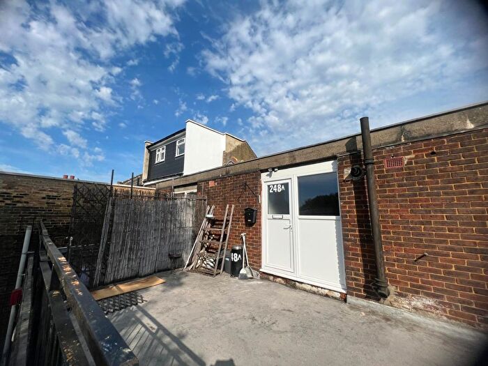 1 Bedroom Flat To Rent In London, Greater London, SE13