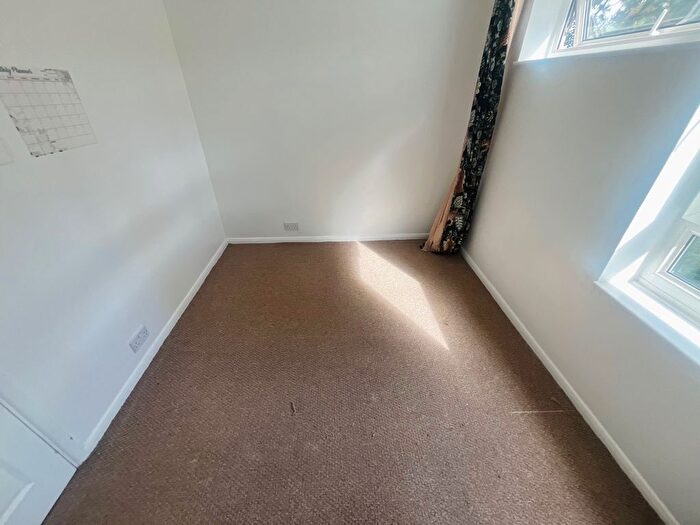 2 Bedroom Flat To Rent In South Grove, Erdington, Birmingham, B23