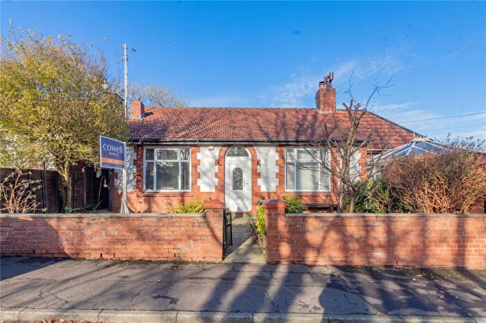 4 Bedroom Bungalow For Sale In Linnet Hill, Half Acre, Rochdale, OL11