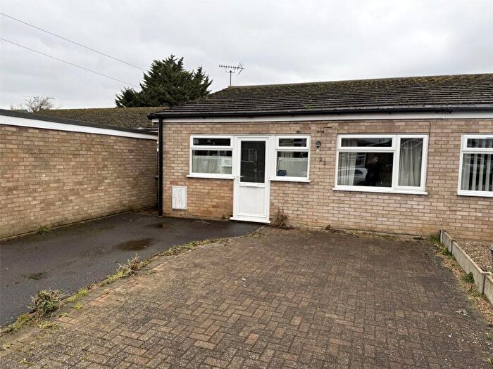 2 Bedroom Bungalow For Sale In St. Clements Way, Brundall, Norwich, Norfolk, NR13
