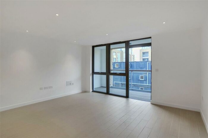 1 Bedroom Apartment To Rent In Packington Square, N1