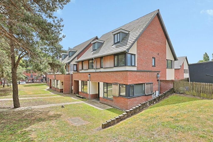 3 Bedroom Semi-Detached House For Sale In Le Safferne Gardens, Norwich, Norfolk, NR3