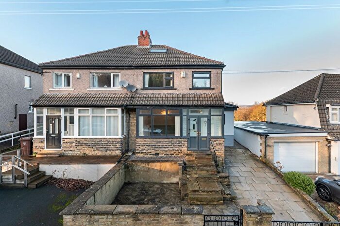 4 Bedroom Semi Detached House For Sale In Nab Wood Drive, Nab Wood, Shipley, BD18